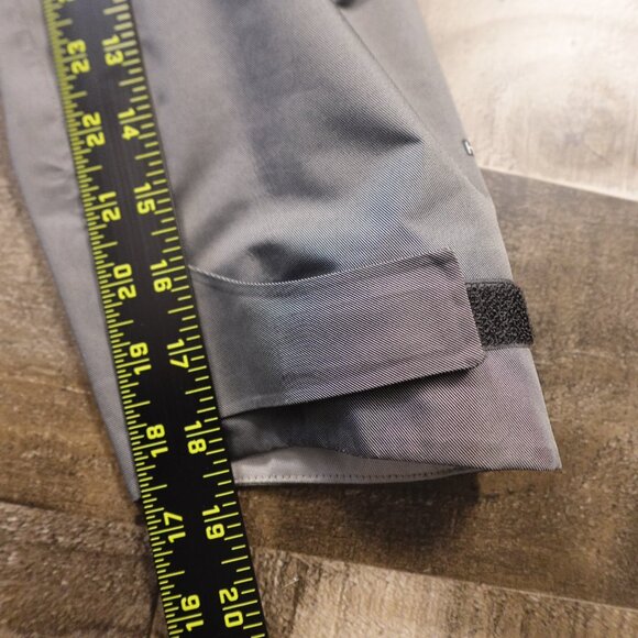 The North Face FuseForm Dot Matrix Rain Jacket Women’s Large Gray HyVent - Picture 8 of 16